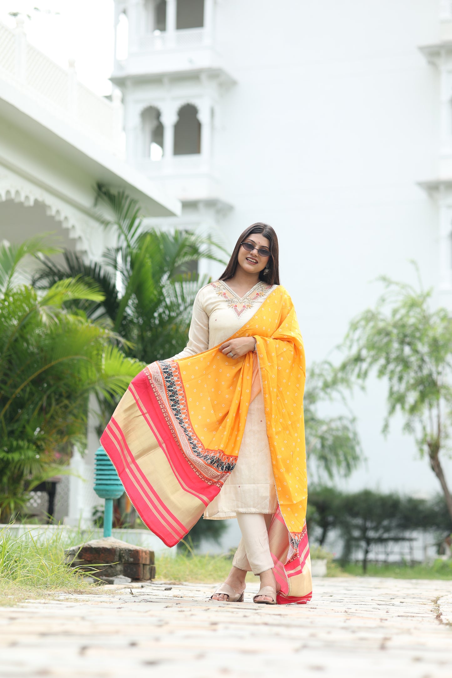Cream Embellished Zarkari Salwar Suit Set
