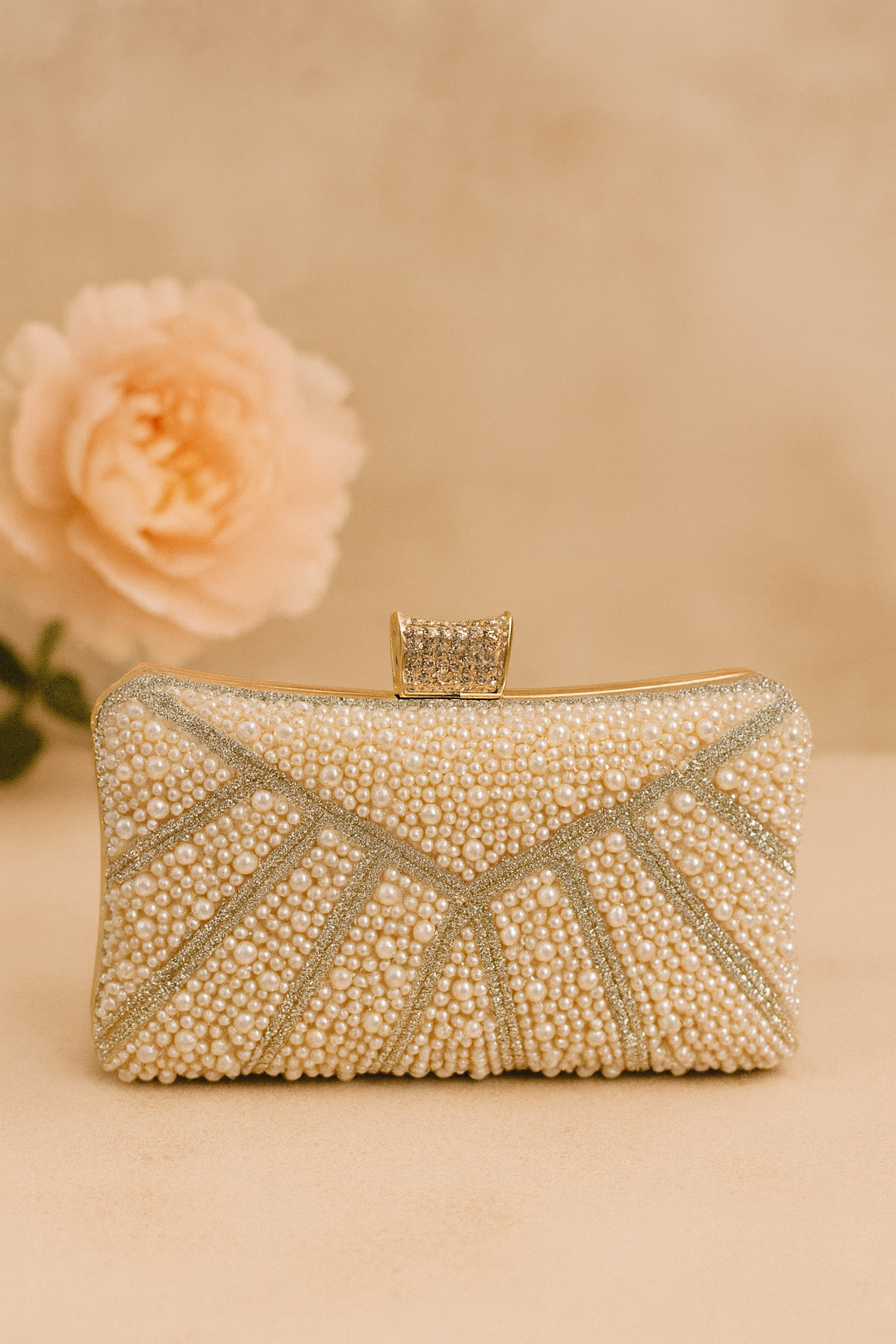 Pearl Grace Clutch