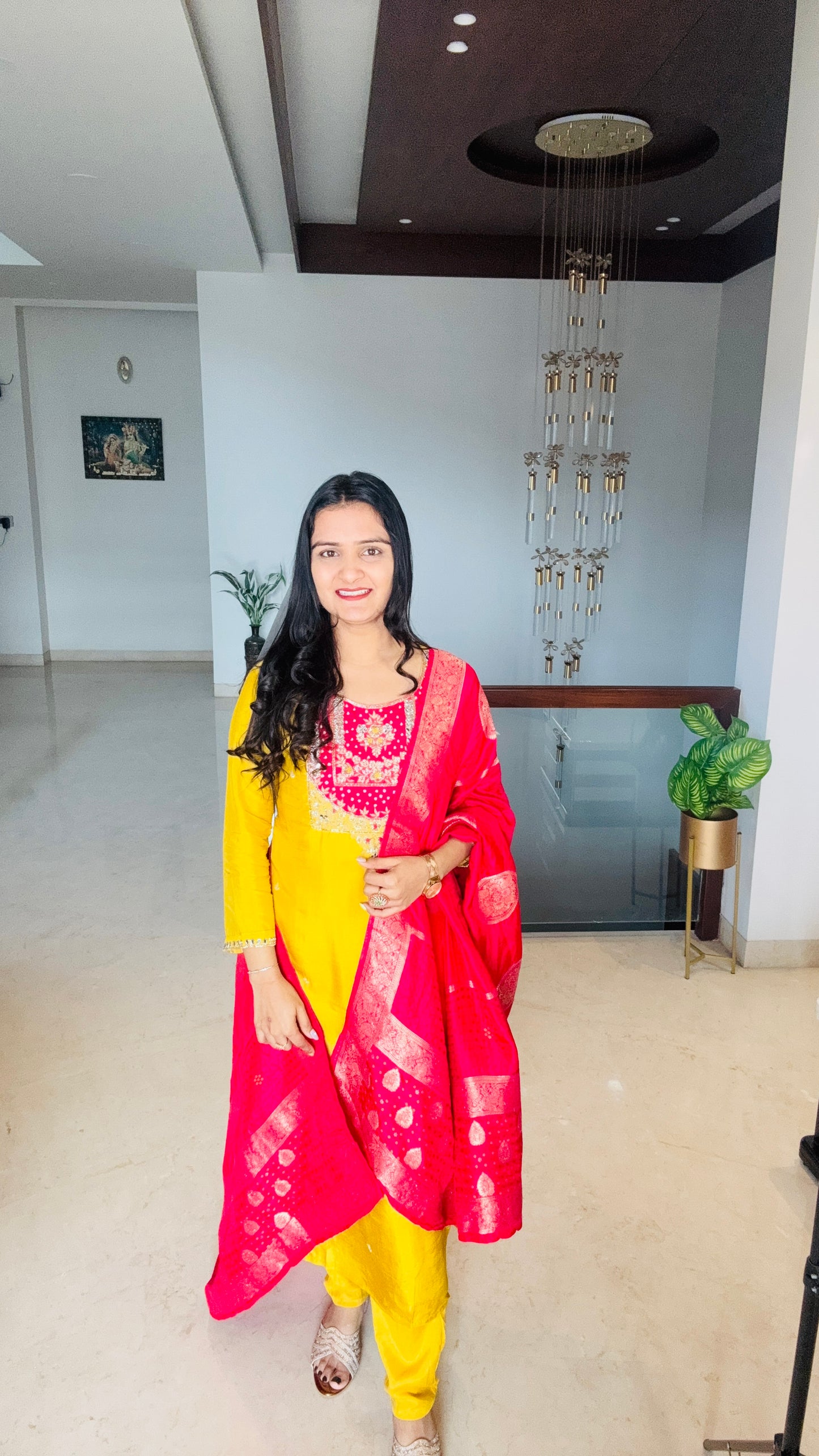 Riwayat Dola Silk Salwar Suit